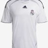 Real--Madrid-Teamgeist-Jersey-21-22-Season-Front