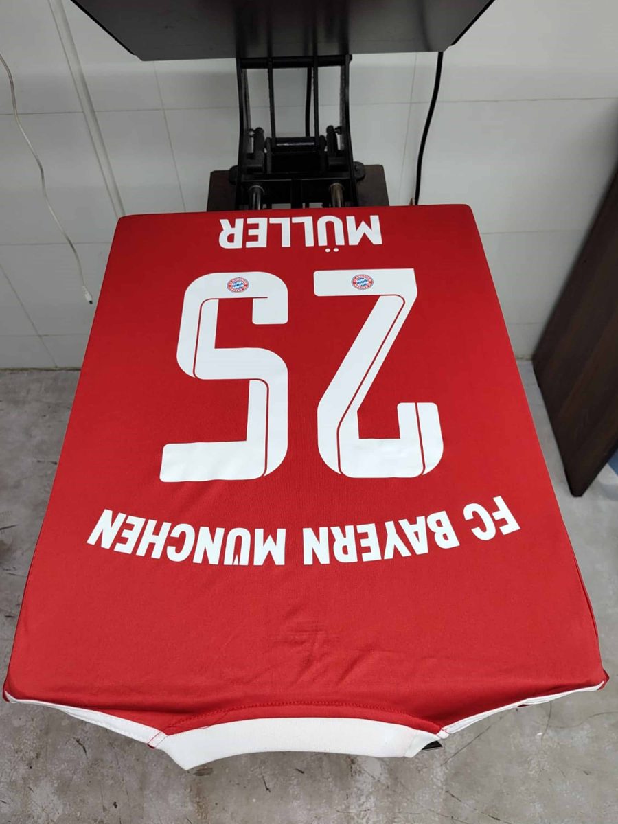 Bayern-Munich-Home-22-23-Season-Jerseys-Muller-25
