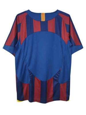 Barcelona-Home-Retro-Jersey-05-06-Season-Back
