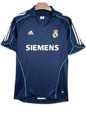 Real-Madrid-Away-Retro-Jersey-2005-06-Season