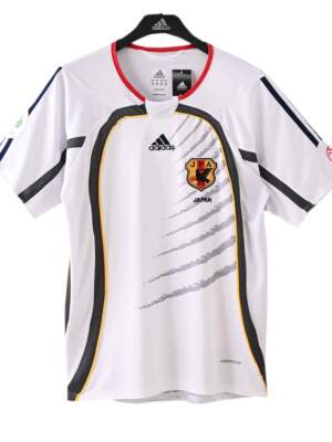 Japan-Away-Retro-Jersey-2006-World-Cup